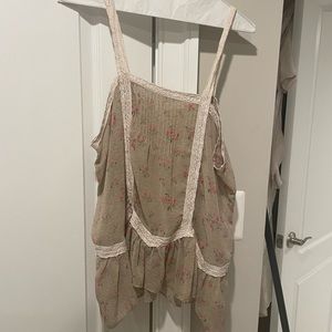 Free People Tank Top sz S, flower detail, make an offer!